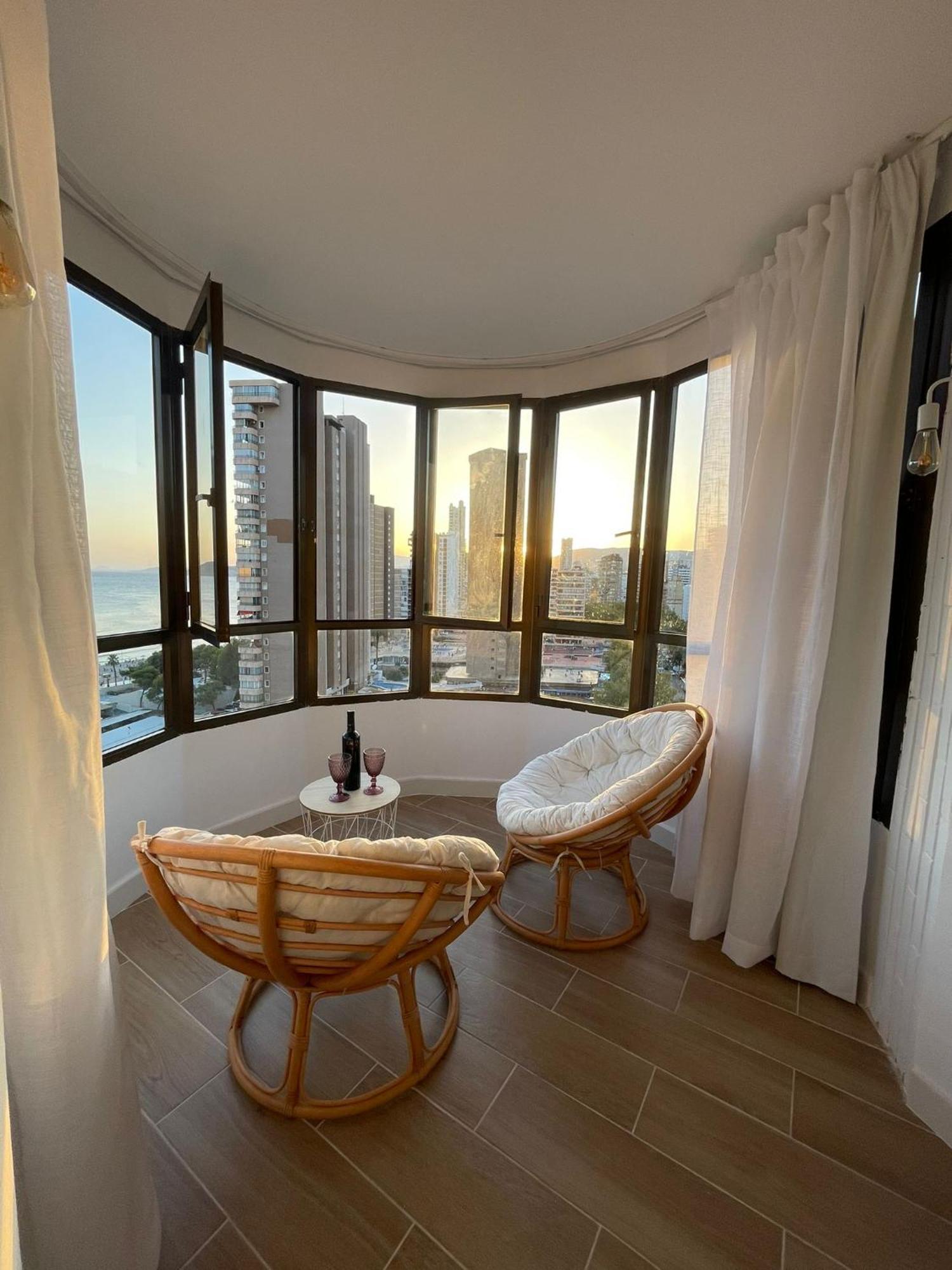 Suite Panoramic Benidorm Exteriör bild