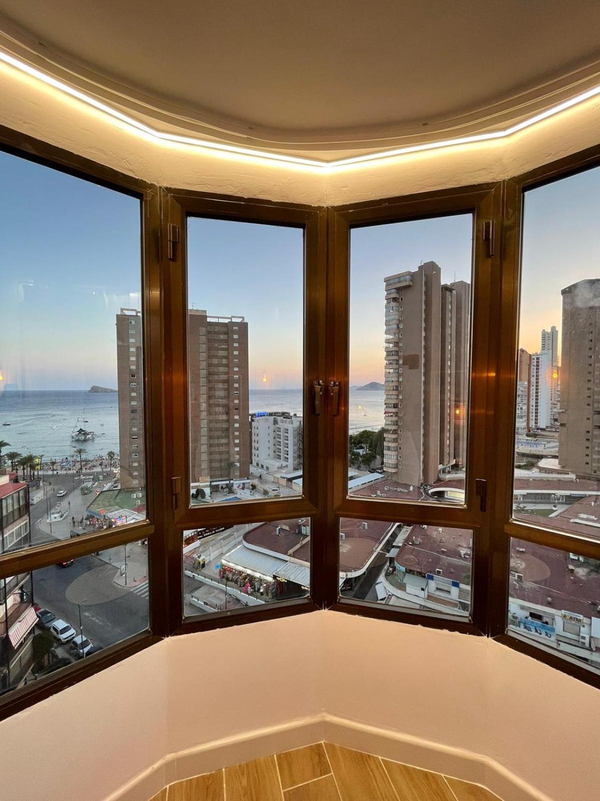 Suite Panoramic Benidorm Exteriör bild